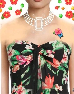 Black Floral Jumper Size Medium - Picture 1 of 4