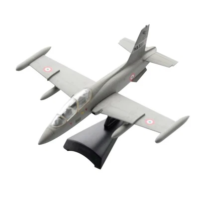 Aleación diecast de 12 cm 1/94 Italia para modelo de combate Aermacchi MB339 con soporte Foto 1 de 4