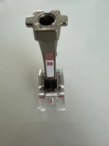 Bernina Decorative Stitch Foot with Clear Sole #39 - New Style - Picture 1 of 1