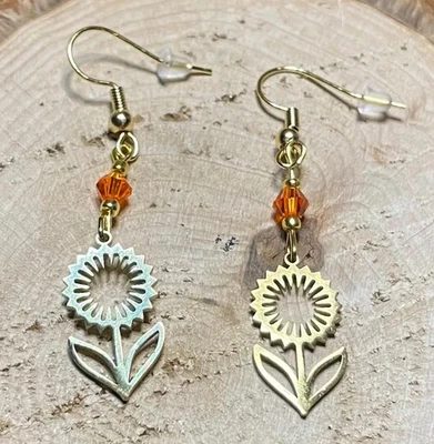 NUEVO Pendientes Flor Hueca Dorada con Cuentas Facetadas Naranja Foto 1 de 3