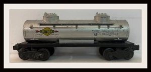 Lionel Sunoco 2 Dome Tanker # 2465 - Picture 1 of 1