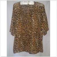 Express Sz XS Cheetah Animal Print 3/4 Sleeve Button Ruffle Trim Blouse