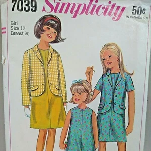 Simplicity 7039 Abito Cambio e Giacca Bambina 12 Motivo Cucito Mod 1967 - Foto 1 di 4