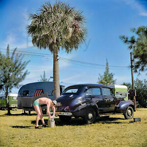 1941 Guest at Sarasota, Florida, trailer park washing 14 x 11" Photo Print