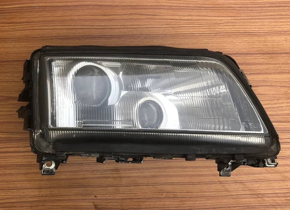 1995-1998 AUDI A8 S8 Headlight Right Passenger Side 1305235231 - Image 1 of 4
