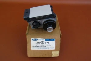 1998 1999 Ford Mustang NOS Speed Cruise Control Servo # F8ZZ 9C735-AA - Picture 1 of 14