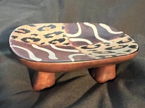 Soapstone African print soap dish with legs, 4"x5.5" - Bild 1 von 3