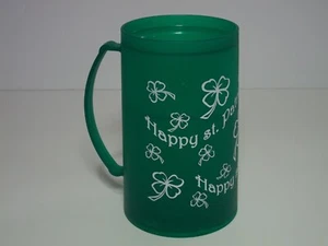 Happy St. Patrick's Day Freezable 16 oz Frosted Beer Mug Keeps Drinks Cold - Picture 1 of 6