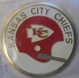 KANSAS CITY CHIEFS MEDALLION FROM 1970 IN GOOD CONDITON - Imagen 1 de 2