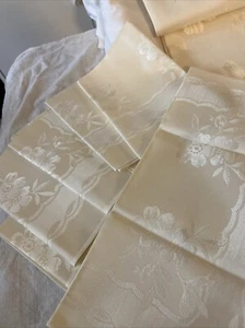 Simtex Candlelight Damask 54x72 Eggshell Tablecloth Napkin Set Vtg Holidays READ - Picture 1 of 6