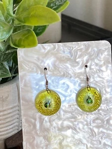 Small Round Green Resin Glass Drop Dangle Fish Hook Fashion Earrings - Picture 1 of 5