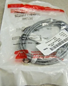 Honeywell 922AA1Y-B4P-L Micro Switch Proximity Sensor - Picture 1 of 1