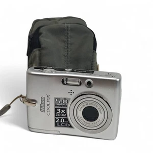 Nikon COOLPIX L10 Digital Camera Silver 5MP Nikkor 3x Zoom Retro Compact + Case - Picture 1 of 10