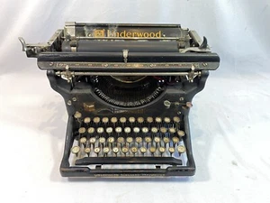 Vintage Underwood Model 12 Typewriter from 1920 in Excellent Condition - Picture 1 of 7
