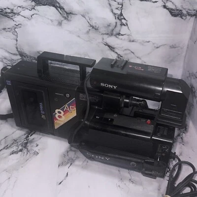 Sony CCD-V8AF video camera recorder black  Power confirmation only Junk by Japan - Image 1 of 4