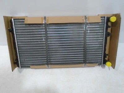 Vemo Radiator V15-60-5054 fits Volkswagen New Beetle 1998-2010 - Image 1 of 4