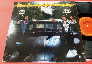 Moe Bandy & Joe Stampley "HEY JOE HEY MOE" 1981, Signed LP W/Provenance. EX/NM- - Imagen 1 de 10