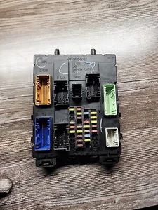 Ford Focus/Escape 2015-2017 Body Control Module Fuse Box F1DT-14A073-CH - Picture 1 of 4