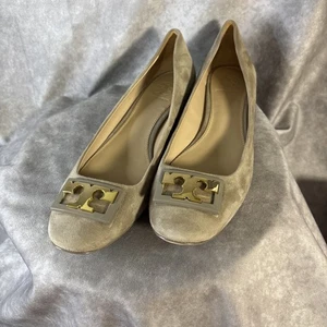 Tory Burch Gigi French Grey Suede Leather Pump 8.5 Excellent Condition W/Box - Picture 1 of 6