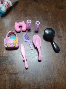 Barbie Puppe Zubehör Lockenwickler Handtasche - Bild 1 von 4