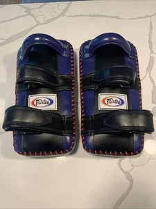 Fairtex Curved Muay Thai Kickboxen Kickpads KPLC - Bild 1 von 5
