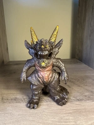 Bandai kaiju Ultra Monster Series 500 No 12 Darambia RARE US STOCK - Image 1 of 4