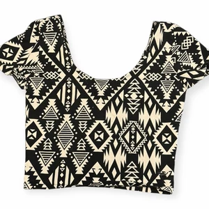 Pink Victoria’s Secret Crop-Top Damen schwarz cremefarben Aztekenmuster U-Ausschnitt hinten Größe - Bild 1 von 4