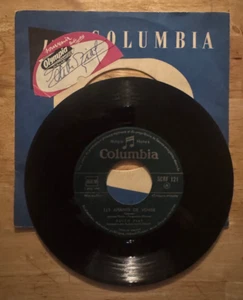 45 7' FRENCH SP EDITH PIAF SIGNED BY HER IN OLYMPIA THEATER IN PARIS 1955 - Picture 1 of 3