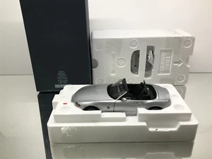 KYOSHO BMW Z4 E85 ROADSTER SOFTTOP -SILVER 1:18 rare- HIGH QUALITY IN DEALER BOX - Imagen 1 de 11