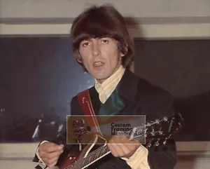 GEORGE HARRISON I BEATLES FOTO 8X10 (19) - Foto 1 di 1