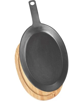 Martha Stewart, sartén pequeña de hierro fundido para fajita y base de madera tamaño porción 1-2 personas Foto 1 de 4