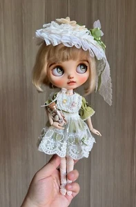Blythe Doll Clothes -- Dreamy Elegant Floral Green Dress Set (OOAK) - Picture 1 of 24