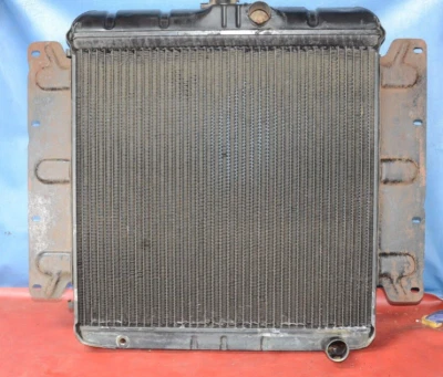 Radiador de 2 filas Mopar 2830664 21,5" w x 21,5" núcleo PROBADO entrada lateral de paso de colección Foto 1 de 4