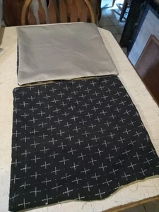 Pair of Black & Silver Print Decorative Throw Pillows 16 x 16 - Picture 1 of 3