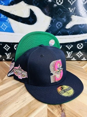 New Era Seattle Mariners Cascada Rosa Metálico Ajustado Saucy Rushmore 7 3/8 Foto 1 de 4