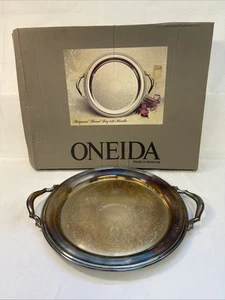 ONEIDA Ridgewood Round Tray With Handles Silver Plated USA - Picture 1 of 12