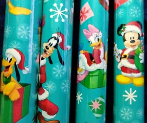 Lot Of 4 DISNEY Goofy Donald Daisy Pluto WRAPPING PAPER ROLLS 65 SQ FT EACH New - Picture 1 of 14