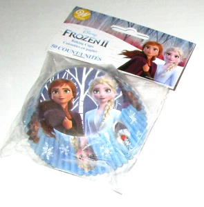 WILTON ~ FROZEN 2 ~ tazze da forno ~ 50 ct. ~ ELSA & ANNA - Foto 1 di 1