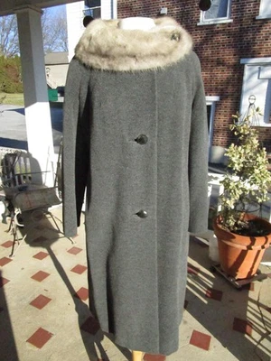Abrigo/cuello visón de lana gris vintage de los años 60 para dama de "Shagmoor" Foto 1 de 4