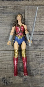 Gebrauchte Inch Wonder Woman Actionfigur mit Schwert. Lose Figuren Box35 - Bild 1 von 5