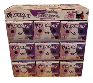 Lot of 9 APHMAU MeeMeows Mystery Plush Glitter Edition Litter 6 w/ Display Case - Picture 1 of 10