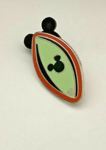 Disney Pin WDW 2010 Hidden Mickey Caribbean Beach Resort Surfboard  - Bild 1 von 3