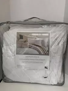 Juego de edredón completo/reina de 3 piezas de bucle lineal Peri Home en blanco - Imagen 1 de 2