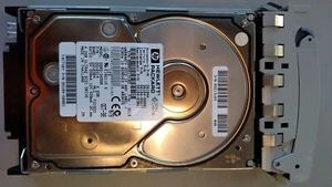 HP D6104A DDRS-34560 22L0314 4.2GB Ultra2 SCSI Hard Drive - Picture 1 of 2