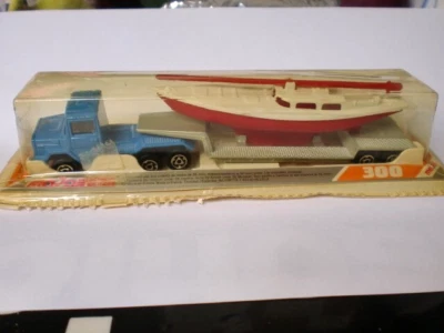 MAJORETTE 1/87 - SEMI VOILIER CAMION TRASPORTO BARCA N° 365 2 MADE IN FRANCE - Immagine 1 di 4