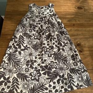Tea Collection Cotton Linen Sundress Black Cream Floral Girls Sz 10 Beachy - Picture 1 of 9