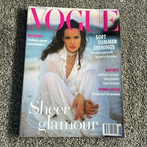 Vogue Magazine June 1993 Cover Claudia Mason  - Kate Moss Under Exposure Feature - Imagen 1 de 14