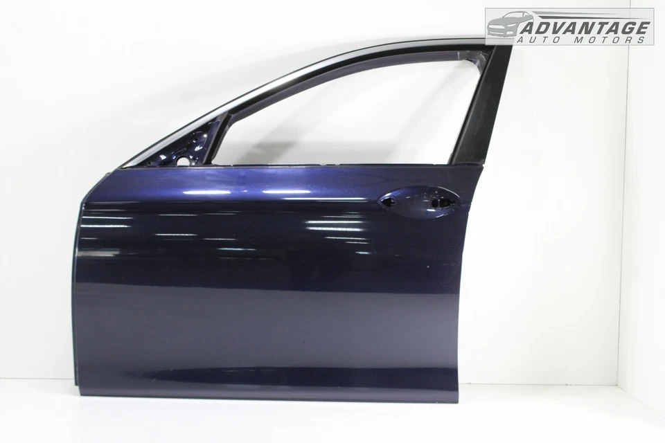 2011-2016 BMW 535XI F10 FRONT LEFT DRIVER SIDE DOOR SHELL COVER PANEL OEM - Image 1 of 4