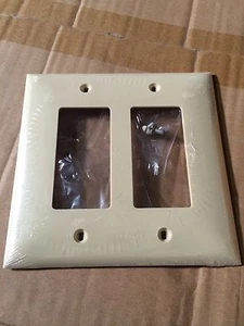 (1 pc) Mulberry 2-Gang Decorator GFCI Wall Plate Ivory Cover 92835 Mid-Size - Picture 1 of 4