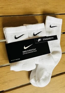 Nike Everyday White Cushioned Crew Cotton Socks Small 2-5 Kids Junior Child Gift - Picture 1 of 8